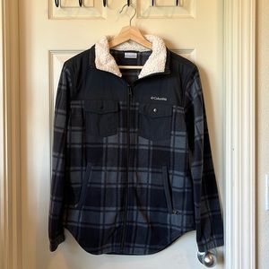 Columbia fleece zip up.
